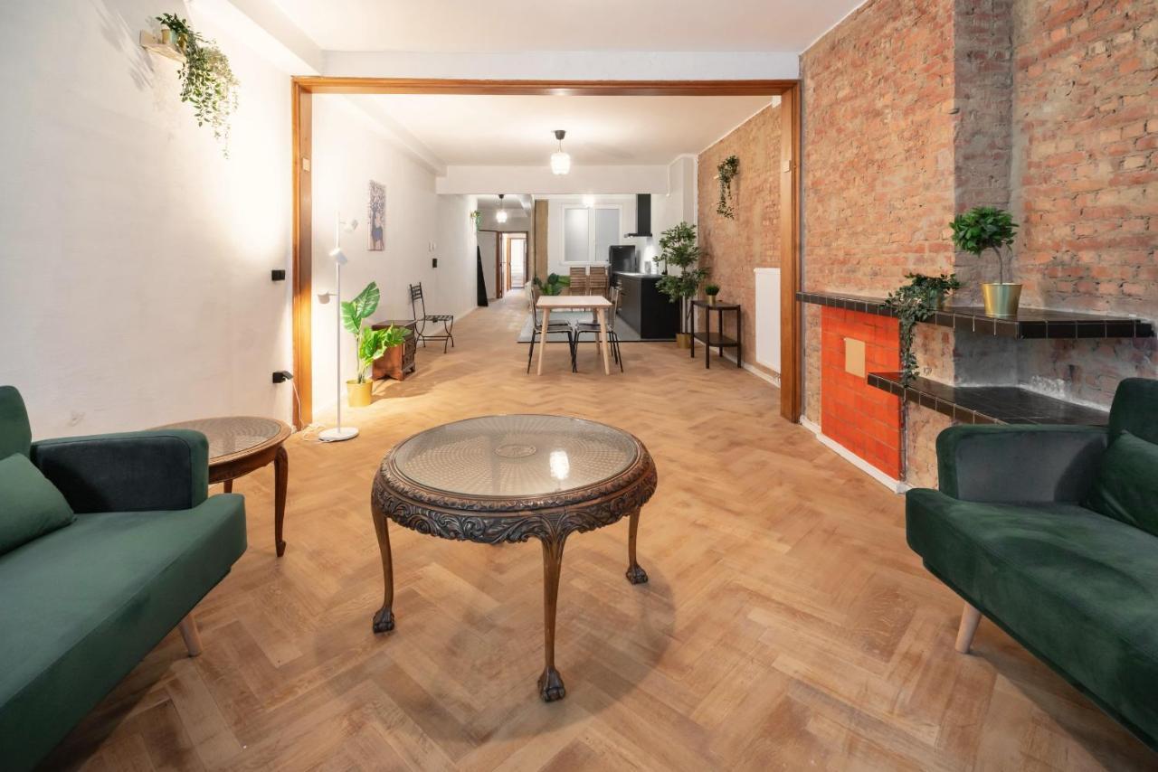 Charming And Spacious Antwerp City Center Apartments Exterior photo